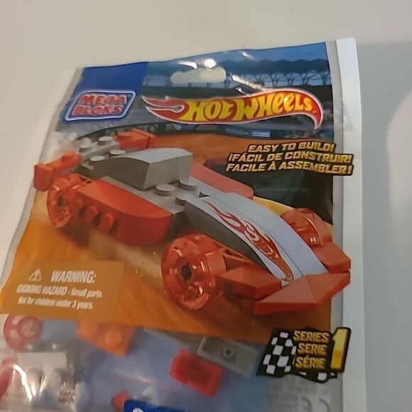 Hot Wheels Mega Bloks - Picture 1 of 2